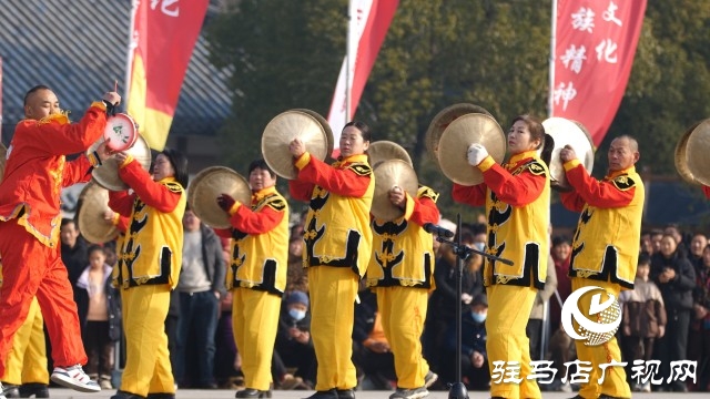 西平縣舉行大銅器展演暨“移風易俗·春風送崗”活動