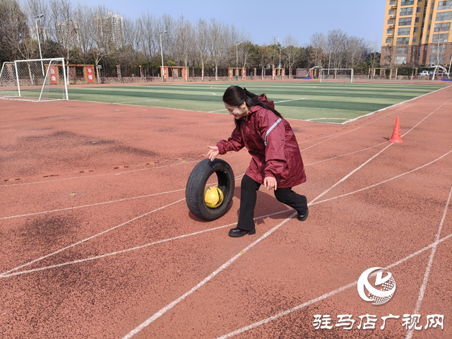 歡樂趣味運(yùn)動(dòng)會(huì) 共慶魅力“女神節(jié)”